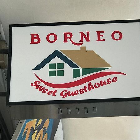 Borneo Sweet Guesthouse Kuching Esterno foto
