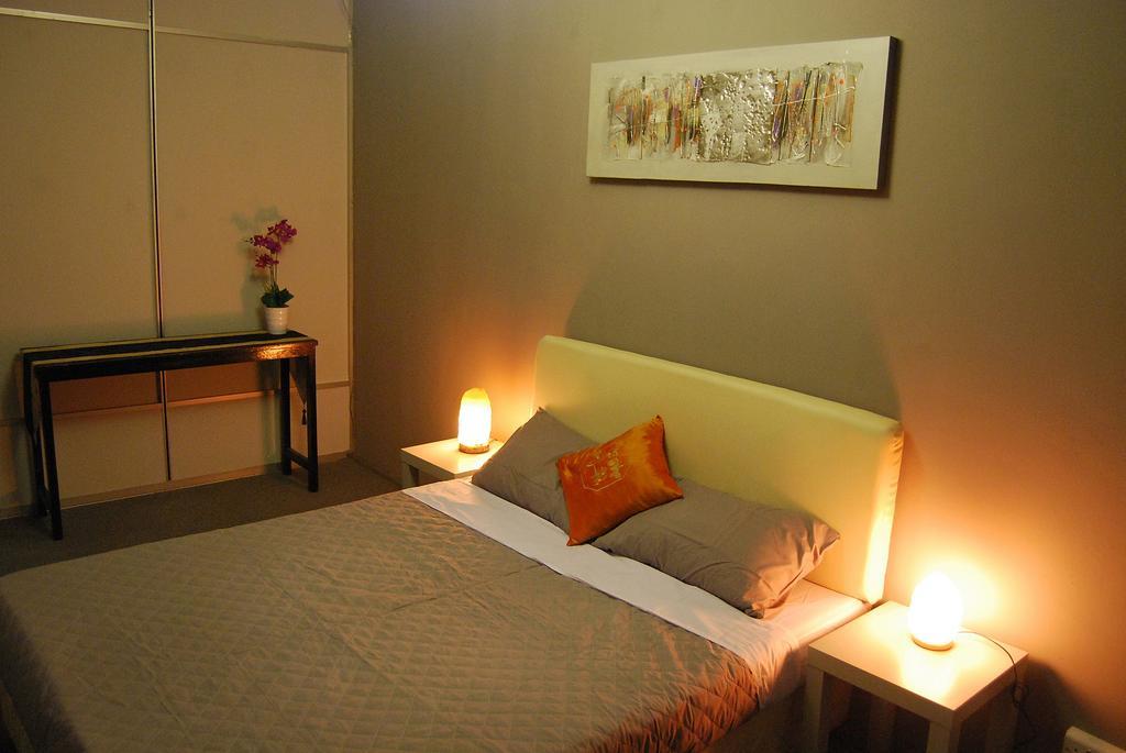 Borneo Sweet Guesthouse Kuching Esterno foto