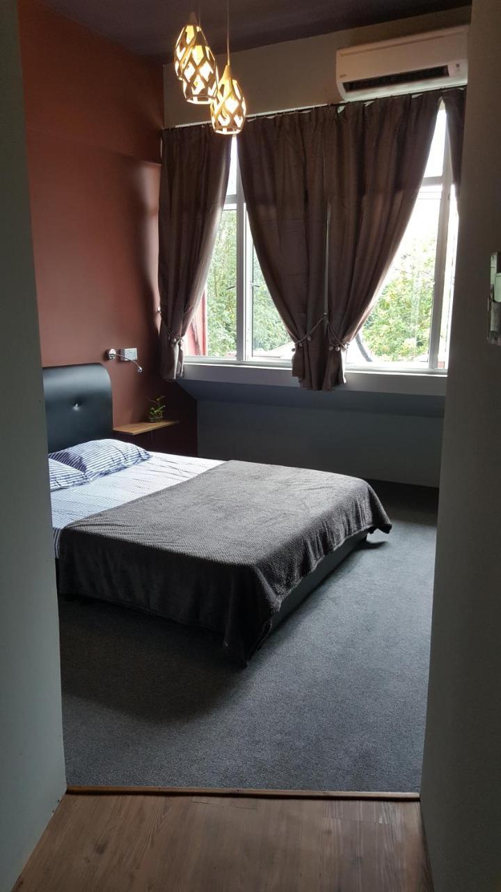 Borneo Sweet Guesthouse Kuching Esterno foto